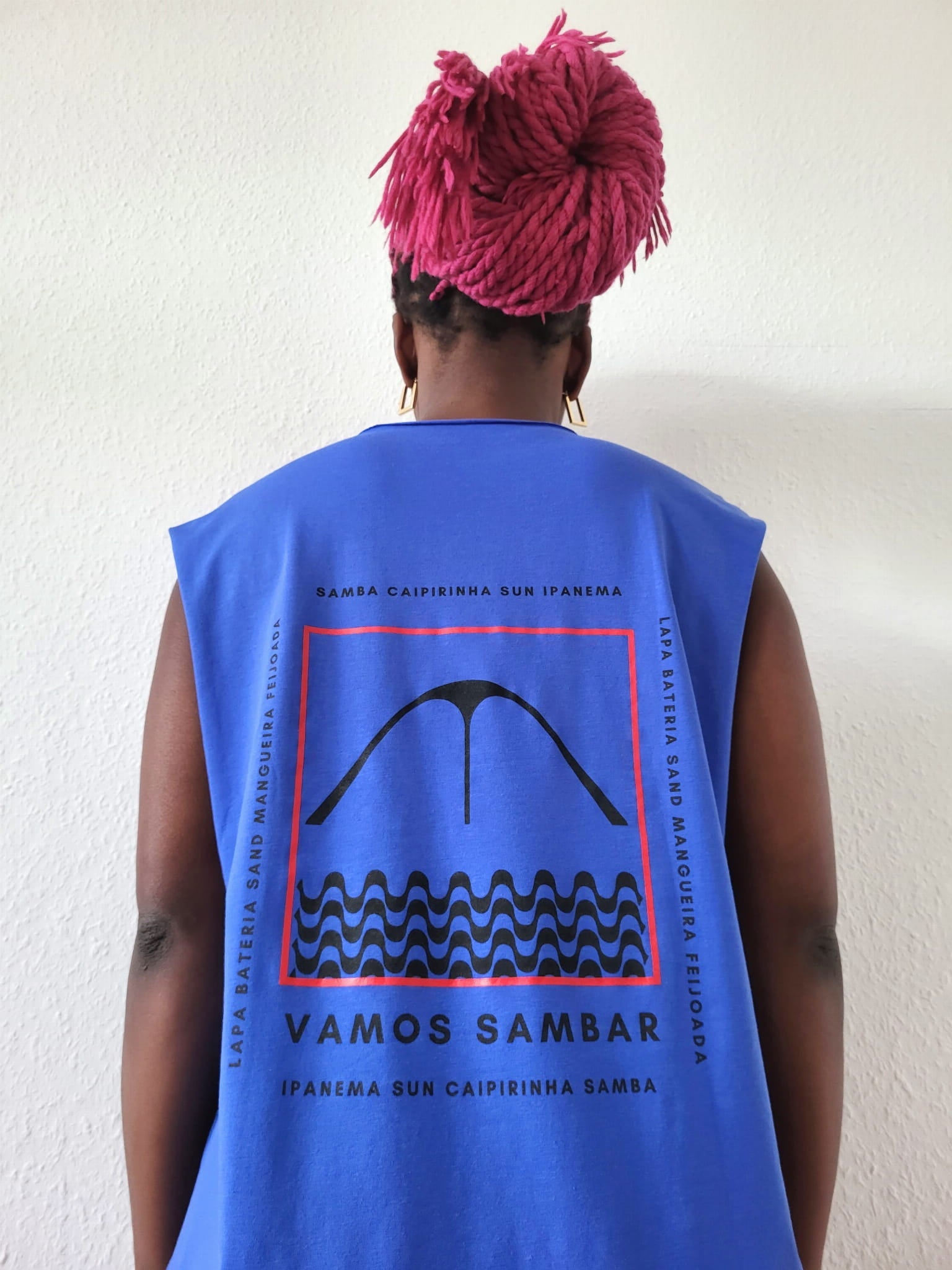 Sleeveless T-shirt SAPUCAI Blue